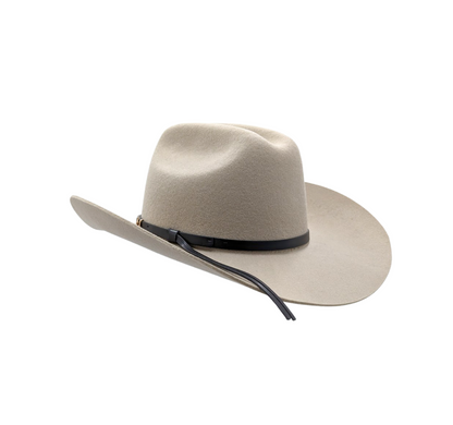 Black felt CATTLEMAN hat