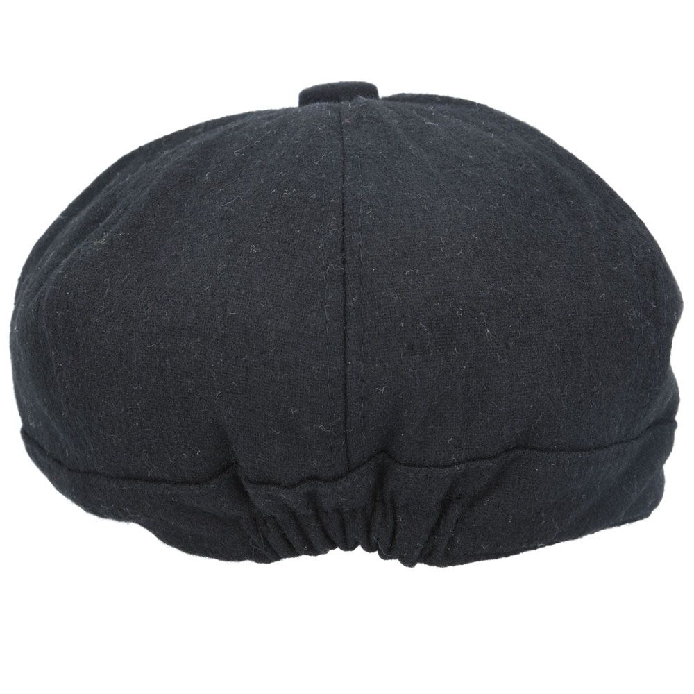 Elastic back newsboy cap